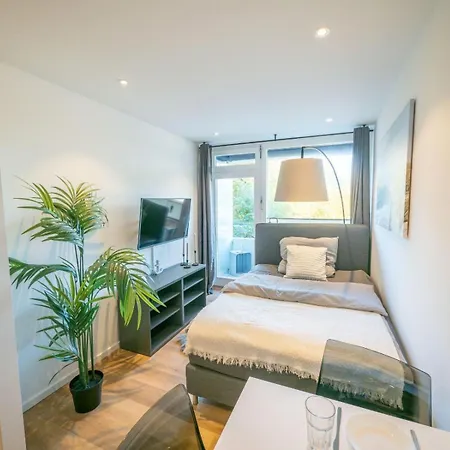 Ferienwohnung-in-malente-fuer-1-person-1-og-mit-balkon-wlan-mede0202 Apartament Malente