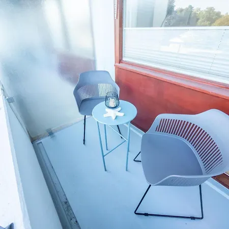 Apartament Ferienwohnung-in-malente-fuer-1-person-1-og-mit-balkon-wlan-mede0202